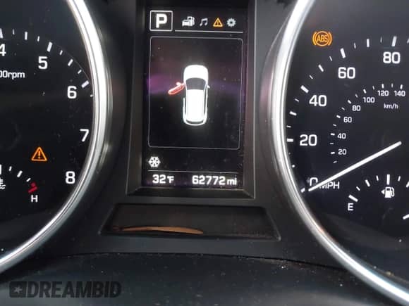 2017 Hyundai Santa Fe 2.0T z VIN 5XYZUDLA8HG502333, wystawiony jako IAAI lot #41246195 z przebiegiem 62 772 mil mil oraz . Historia ofert i sprzedaży dostępna na DreamBid. Obrazek 15.