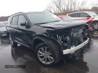 ✅ 2023 Ford Explorer XLT • VIN: 1FMSK8DH0PGB87612 • Lot: 43670434. Wystawiony na IAAI z przebiegiem 28 447 mil. Bezpłatny archiwum sprzedaży aukcyjnych z USA i szczegółowy raport historii pojazdu na DreamBid. Zdjęcie 1.