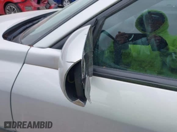 ✅ 2002 Chevrolet Impala • VIN: 2G1WF55E129215981 • Lot: 42285344. Wystawiony na IAAI z przebiegiem 99 611 mil. Bezpłatny archiwum sprzedaży aukcyjnych z USA i szczegółowy raport historii pojazdu na DreamBid. Zdjęcie 13.