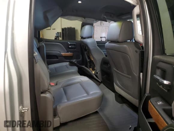 ✅ 2015 Chevrolet Silverado 1500 LTZ • VIN: 3GCUKSECXFG477145 • Lot: 91593145. Wystawiony na Copart z przebiegiem 237 123 mil. Bezpłatny archiwum sprzedaży aukcyjnych z USA i szczegółowy raport historii pojazdu na DreamBid. Zdjęcie 10.