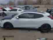 2019 Hyundai Veloster Turbo z VIN KMHTH6AB3KU020193, wystawiony jako IAAI lot #41526722 z przebiegiem 54 697 mil mil oraz . Historia ofert i sprzedaży dostępna na DreamBid. Obrazek 14.