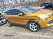 ✅ 2016 Ford Escape SE • VIN: 1FMCU9GXXGUA05973 • Lot: 43711149. Wystawiony na IAAI z przebiegiem 150 056 mil. Bezpłatny archiwum sprzedaży aukcyjnych z USA i szczegółowy raport historii pojazdu na DreamBid. Zdjęcie 13.