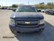 ✅ 2007 Chevrolet Suburban LT • VIN: 1GNFC16097J183781 • Lot: 76099354. Wystawiony na Copart z przebiegiem 279 845 mil. Bezpłatny archiwum sprzedaży aukcyjnych z USA i szczegółowy raport historii pojazdu na DreamBid. Zdjęcie 5.