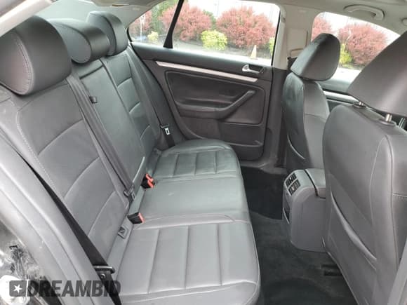 ✅ 2009 Volkswagen Jetta SE • VIN: 3VWRM71K29M010346 • Lot: 55085815. Listed on Copart with 143,976 mi. Free auction sales archive from the USA and detailed vehicle history report at DreamBid. Image 10.