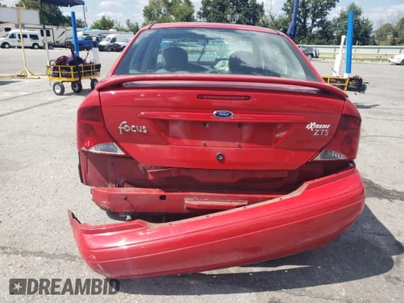 ✅ 2003 Ford Focus ZTS • VIN: 1FAFP38333W294877 • Lot: 70162615. Wystawiony na Copart z przebiegiem 87 534 mil. Bezpłatny archiwum sprzedaży aukcyjnych z USA i szczegółowy raport historii pojazdu na DreamBid. Zdjęcie 6.