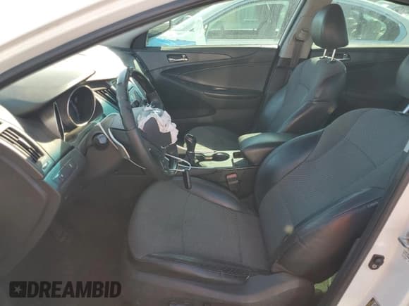 ✅ 2011 Hyundai Sonata SE • VIN: 5NPEC4AC0BH118570 • Lot: 87250365. Wystawiony na Copart z przebiegiem 165 133 mil. Bezpłatny archiwum sprzedaży aukcyjnych z USA i szczegółowy raport historii pojazdu na DreamBid. Zdjęcie 7.