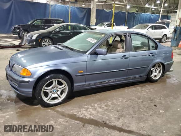 2000 BMW 3 Series 323i с VIN WBAAM3338YKC66026, выставлен на аукционе Copart как лот 47456685 с пробегом 211 899 миль миль и Чистый • Clean title. История ставок и продаж доступна на DreamBid. Изображение 1.