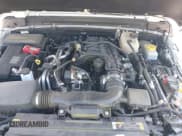 ✅ 2022 Jeep Wrangler Unlimited Sport S • VIN: 1C4HJXDG8NW259579 • Lot: 42974393. Wystawiony na IAAI z przebiegiem 55 553 mil. Bezpłatny archiwum sprzedaży aukcyjnych z USA i szczegółowy raport historii pojazdu na DreamBid. Zdjęcie 10.