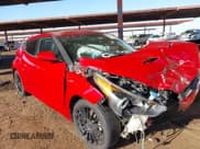 ✅ 2013 Hyundai Veloster w/Black Int • VIN: KMHTC6AD0DU156817 • Lot: 41322987. Wystawiony na IAAI z przebiegiem 174 873 mil. Bezpłatny archiwum sprzedaży aukcyjnych z USA i szczegółowy raport historii pojazdu na DreamBid. Zdjęcie 1.