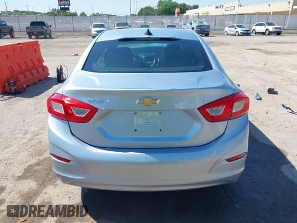 2017 Chevrolet Cruze LS с VIN 1G1BB5SM8H7146741, выставлен на аукционе IAAI как лот 42202527 с пробегом 74 463 миль миль и . История ставок и продаж доступна на DreamBid. Изображение 17.