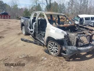 ✅ 2019 Chevrolet Silverado 1500 RST • VIN: 1GCRYEED3KZ212902 • Lot: 41858001. Wystawiony na IAAI z przebiegiem Nie podano. Bezpłatny archiwum sprzedaży aukcyjnych z USA i szczegółowy raport historii pojazdu na DreamBid. Zdjęcie 1.