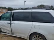 ✅ 2011 Toyota Sienna XLE • VIN: 5TDDK3DC0BS015244 • Lot: 41413002. Wystawiony na IAAI z przebiegiem 128 591 mil. Bezpłatny archiwum sprzedaży aukcyjnych z USA i szczegółowy raport historii pojazdu na DreamBid. Zdjęcie 14.