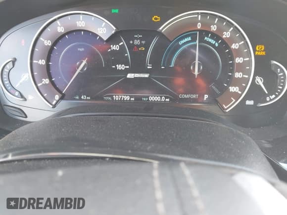 ✅ 2018 BMW 5 Series 530e • VIN: WBAJA9C51JB033198 • Lot: 43422955. Wystawiony na IAAI z przebiegiem 107 799 mil. Bezpłatny archiwum sprzedaży aukcyjnych z USA i szczegółowy raport historii pojazdu na DreamBid. Zdjęcie 7.