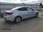 2020 Hyundai Elantra Value Edition z VIN KMHD84LF6LU106060, wystawiony jako Copart lot #82507835 z przebiegiem 59 949 mil mil oraz Szkoda całkowita • Salvage title. Historia ofert i sprzedaży dostępna na DreamBid. Obrazek 3.