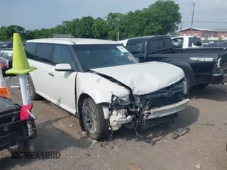 ✅ 2010 Ford Flex SEL • VIN: 2FMHK6CC6ABA13935 • Lot: 42430067. Wystawiony na IAAI z przebiegiem 160 602 mil. Bezpłatny archiwum sprzedaży aukcyjnych z USA i szczegółowy raport historii pojazdu na DreamBid. Zdjęcie 1.