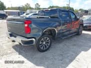 ✅ 2019 Chevrolet Silverado 1500 LT • VIN: 3GCUYDED5KG292241 • Lot: 43396399. Wystawiony na IAAI z przebiegiem 121 506 mil. Bezpłatny archiwum sprzedaży aukcyjnych z USA i szczegółowy raport historii pojazdu na DreamBid. Zdjęcie 4.