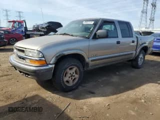 ✅ 2001 Chevrolet S-10 LS • VIN: 1GCDT13W61K228198 • Лот: 48802315. Опубликован ранее на Copart с пробегом 146 687 миль. Бесплатный доступ к архиву аукционных продаж из США и подробный отчёт об истории автомобиля на DreamBid. Изображение 1.