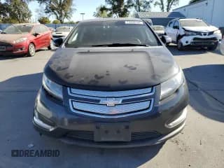 ✅ 2015 Chevrolet Volt • VIN: 1G1RC6E43FU128191 • Lot: 73336144. Wystawiony na Copart z przebiegiem 251 309 mil. Bezpłatny archiwum sprzedaży aukcyjnych z USA i szczegółowy raport historii pojazdu na DreamBid. Zdjęcie 5.