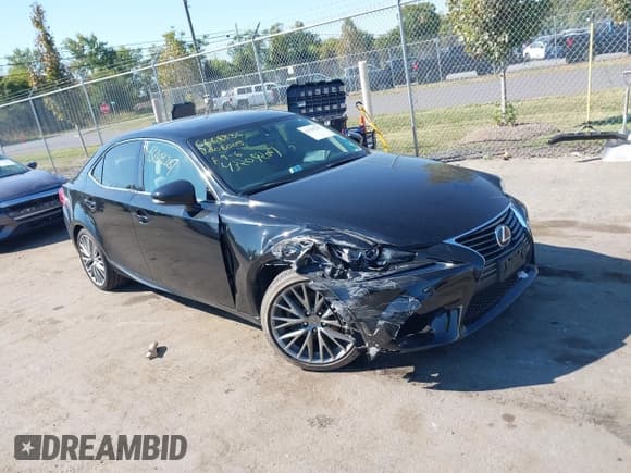 ✅ 2014 Lexus IS 250 • VIN: JTHCF1D27E5008005 • Lot: 43209287. Listed on IAAI with 113,379 mi. Free auction sales archive from the USA and detailed vehicle history report at DreamBid. Image 1.