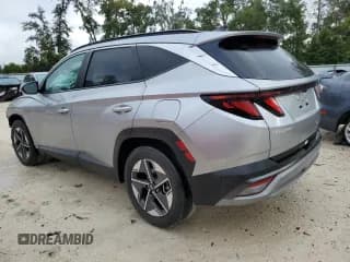 ✅ 2025 Hyundai Tucson SEL • VIN: 5NMJB3DE3SH483069 • Лот: 90029875. Опубликован ранее на Copart с пробегом 26 371 миль. Бесплатный доступ к архиву аукционных продаж из США и подробный отчёт об истории автомобиля на DreamBid. Изображение 2.