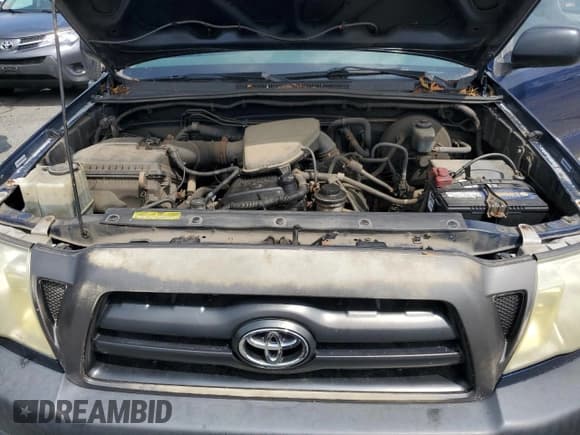 ✅ 2008 Toyota Tacoma • VIN: 5TEPX42N98Z568222 • Lot: 68598325. Wystawiony na Copart z przebiegiem 238 960 mil. Bezpłatny archiwum sprzedaży aukcyjnych z USA i szczegółowy raport historii pojazdu na DreamBid. Zdjęcie 11.