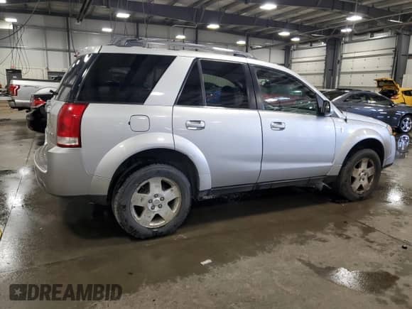 ✅ 2006 Saturn VUE • VIN: 5GZCZ63416S834472 • Lot: 75606924. Wystawiony na Copart z przebiegiem 207 921 mil. Bezpłatny archiwum sprzedaży aukcyjnych z USA i szczegółowy raport historii pojazdu na DreamBid. Zdjęcie 3.