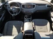 ✅ 2017 Kia Sorento LX Turbo • VIN: 5XYPGDA15HG270873 • Lot: 80799055. Listed on Copart with 193,033 mi. Free auction sales archive from the USA and detailed vehicle history report at DreamBid. Image 8.