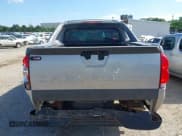 ✅ 2006 Chevrolet Avalanche Z66 • VIN: 3GNEC12Z86G101281 • Lot: 42443766. Listed on IAAI with 191,405 mi. Free auction sales archive from the USA and detailed vehicle history report at DreamBid. Image 6.