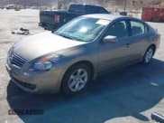 ✅ 2007 Nissan Altima Hybrid • VIN: 1N4CL21E57C154678 • Lot: 43044959. Wystawiony na IAAI z przebiegiem 59 273 mil. Bezpłatny archiwum sprzedaży aukcyjnych z USA i szczegółowy raport historii pojazdu na DreamBid. Zdjęcie 17.