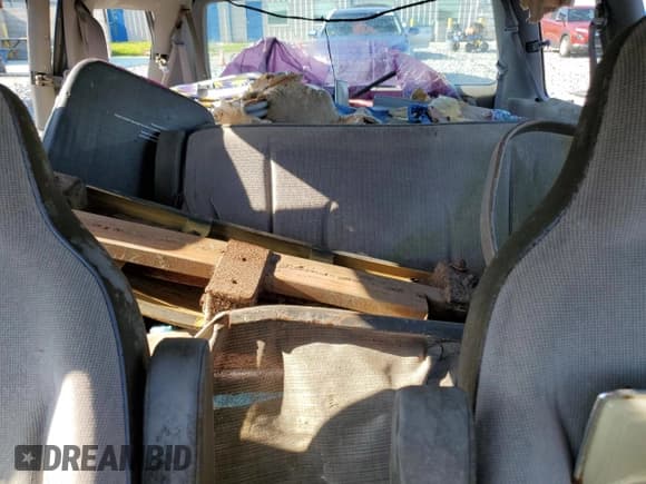 ✅ 1993 Plymouth Voyager • VIN: 2P4GH2530PR293917 • Lot: 65039255. Listed on Copart with Not provided. Free auction sales archive from the USA and detailed vehicle history report at DreamBid. Image 10.