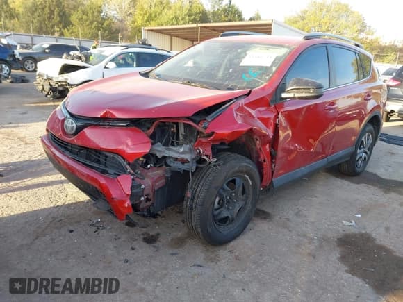 ✅ 2017 Toyota RAV4 LE • VIN: 2T3ZFREV8HW400460 • Lot: 43481734. Wystawiony na IAAI z przebiegiem 158 097 mil. Bezpłatny archiwum sprzedaży aukcyjnych z USA i szczegółowy raport historii pojazdu na DreamBid. Zdjęcie 18.