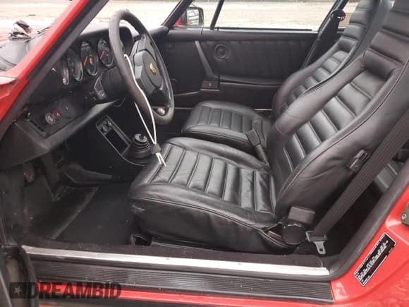 ✅ 1984 Porsche 911 • VIN: WP0AB091XES120541 • Lot: 84725384. Listed on Copart with 213,886 mi. Free auction sales archive from the USA and detailed vehicle history report at DreamBid. Image 7.