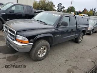✅ 1997 Dodge Dakota • VIN: 1B7GG23Y7VS177602 • Lot: 76836664. Wystawiony na Copart z przebiegiem Nie podano. Bezpłatny archiwum sprzedaży aukcyjnych z USA i szczegółowy raport historii pojazdu na DreamBid. Zdjęcie 1.