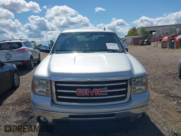 ✅ 2012 GMC Sierra 1500 SLE • VIN: 1GTR2VE74CZ120680 • Lot: 43092078. Wystawiony na IAAI z przebiegiem 179 432 mil. Bezpłatny archiwum sprzedaży aukcyjnych z USA i szczegółowy raport historii pojazdu na DreamBid. Zdjęcie 11.