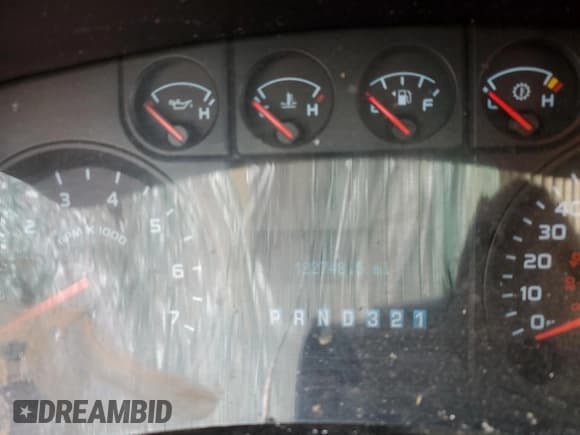 ✅ 2010 Ford F-150 XL • VIN: 1FTNF1E81AKB37107 • Lot: 43916295. Listed on Copart with 122,748 mi. Free auction sales archive from the USA and detailed vehicle history report at DreamBid. Image 9.