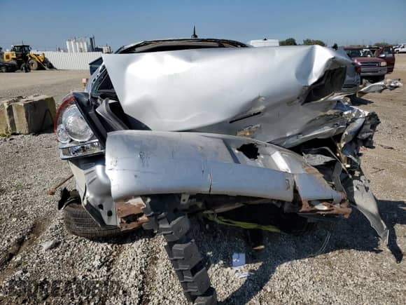 2010 Chevrolet Impala LT z VIN 2G1WB5EK9A1136301, wystawiony jako Copart lot #81080325 z przebiegiem Nie podano mil oraz Szkoda całkowita • Salvage title. Historia ofert i sprzedaży dostępna na DreamBid. Obrazek 6.