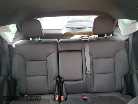 2020 Chevrolet Blazer RS z VIN 3GNKBERS6LS661167, wystawiony jako Copart lot #80670105 z przebiegiem 76 162 mil mil oraz Szkoda całkowita • Salvage title. Historia ofert i sprzedaży dostępna na DreamBid. Obrazek 10.