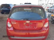 ✅ 2011 Chevrolet Aveo 1LT • VIN: KL1TD6DE8BB238459 • Lot: 41496919. Wystawiony na IAAI z przebiegiem 153 762 mil. Bezpłatny archiwum sprzedaży aukcyjnych z USA i szczegółowy raport historii pojazdu na DreamBid. Zdjęcie 16.