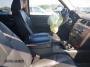 ✅ 2007 Chevrolet Avalanche 1LT • VIN: 3GNFK12357G245567 • Lot: 42556540. Listed on IAAI with Not provided. Free auction sales archive from the USA and detailed vehicle history report at DreamBid. Image 5.