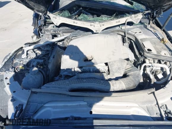 ✅ 2020 Mercedes-Benz C 300 • VIN: WDDWF8DB2LR545092 • Lot: 43687705. Listed on IAAI with 38,928 mi. Free auction sales archive from the USA and detailed vehicle history report at DreamBid. Image 10.