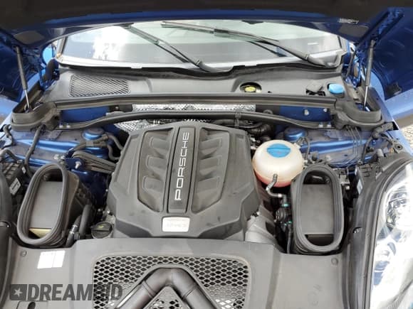 ✅ 2018 Porsche Macan S • VIN: WP1AB2A59JLB40261 • Lot: 84996995. Wystawiony na Copart z przebiegiem 33 475 mil. Bezpłatny archiwum sprzedaży aukcyjnych z USA i szczegółowy raport historii pojazdu na DreamBid. Zdjęcie 12.