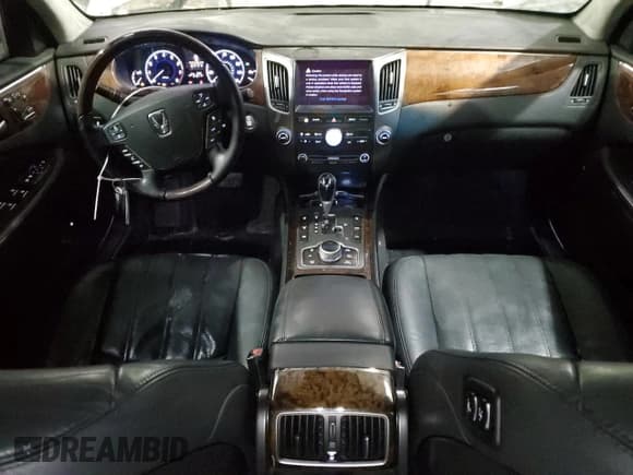 ✅ 2013 Hyundai Equus Signature • VIN: KMHGH4JH2DU064215 • Лот: 88299645. Опубликован ранее на Copart с пробегом 137 011 миль. Бесплатный доступ к архиву аукционных продаж из США и подробный отчёт об истории автомобиля на DreamBid. Изображение 8.