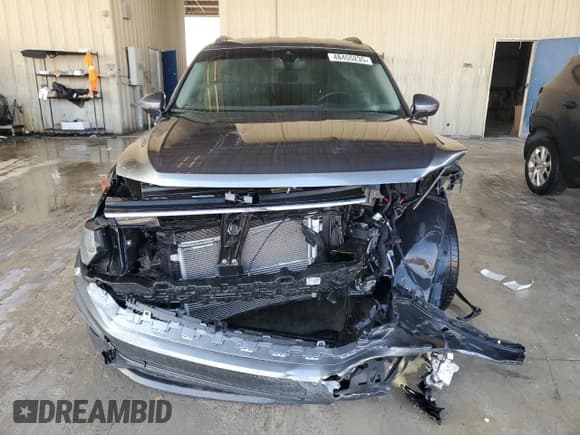 ✅ 2024 Volkswagen Tiguan S • VIN: 3VVRB7AX6RM059698 • Lot: 48455235. Wystawiony na Copart z przebiegiem 34 344 mil. Bezpłatny archiwum sprzedaży aukcyjnych z USA i szczegółowy raport historii pojazdu na DreamBid. Zdjęcie 5.