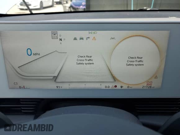 2022 Hyundai Ioniq 5 SEL z VIN KM8KN4AE7NU050692, wystawiony jako Copart lot #61981404 z przebiegiem 21 728 mil mil oraz Szkoda całkowita • Salvage title. Historia ofert i sprzedaży dostępna na DreamBid. Obrazek 9.