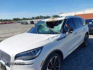 ✅ 2021 Lincoln Aviator Reserve • VIN: 5LM5J7WC5MGL07814 • Lot: 43536096. Wystawiony na IAAI z przebiegiem 64 047 mil. Bezpłatny archiwum sprzedaży aukcyjnych z USA i szczegółowy raport historii pojazdu na DreamBid. Zdjęcie 6.