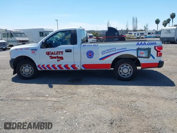 ✅ 2019 Ford F-150 XL • VIN: 1FTMF1CB3KKC86887 • Lot: 42018920. Listed on IAAI with 88,479 mi. Free auction sales archive from the USA and detailed vehicle history report at DreamBid. Image 14.