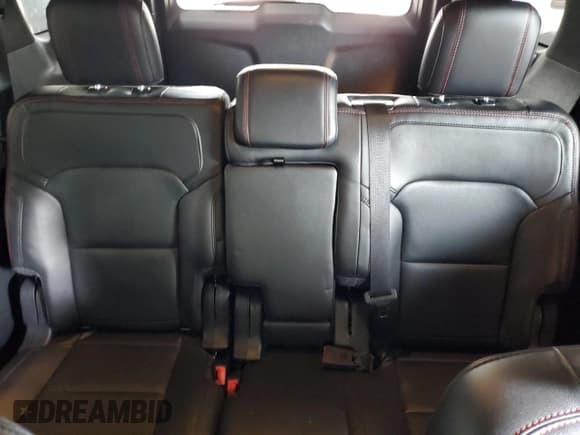 ✅ 2017 Ford Explorer Sport • VIN: 1FM5K8GTXHGD84639 • Lot: 81238175. Wystawiony na Copart z przebiegiem 70 598 mil. Bezpłatny archiwum sprzedaży aukcyjnych z USA i szczegółowy raport historii pojazdu na DreamBid. Zdjęcie 10.