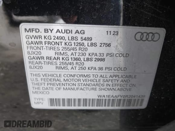 ✅ 2024 Audi Q5 S line Premium Plus • VIN: WA1EAAFY0R2041438 • Lot: 43740640. Wystawiony na IAAI z przebiegiem 21 309 mil. Bezpłatny archiwum sprzedaży aukcyjnych z USA i szczegółowy raport historii pojazdu na DreamBid. Zdjęcie 9.