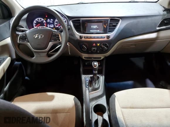 ✅ 2018 Hyundai Accent SE • VIN: 3KPC24A35JE018476 • Лот: 79260664. Опубликован ранее на Copart с пробегом 100 446 миль. Бесплатный доступ к архиву аукционных продаж из США и подробный отчёт об истории автомобиля на DreamBid. Изображение 8.