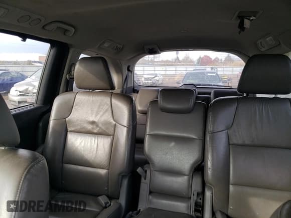 ✅ 2012 Honda Odyssey EX-L • VIN: 5FNRL5H68CB124835 • Lot: 85431465. Wystawiony na Copart z przebiegiem 280 715 mil. Bezpłatny archiwum sprzedaży aukcyjnych z USA i szczegółowy raport historii pojazdu na DreamBid. Zdjęcie 10.